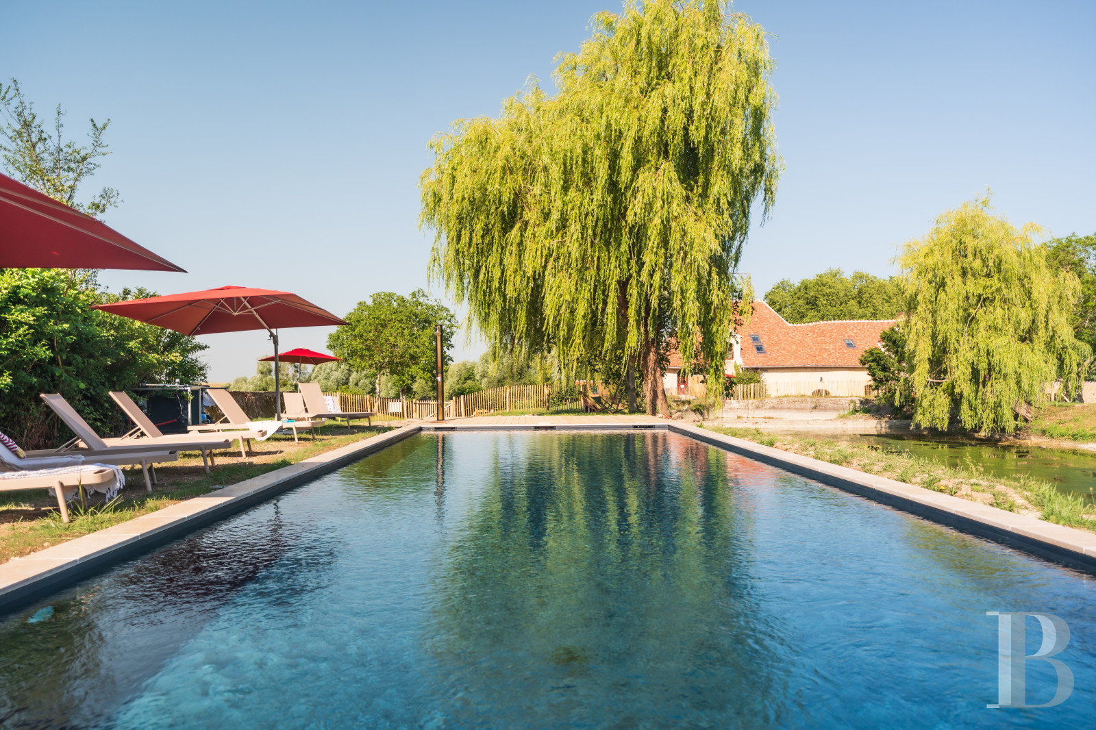 Dans les Yvelines, au nord de Houdan,  un ensemble de maisons autour d’un ancien moulin du 17e siècle - photo  n°3